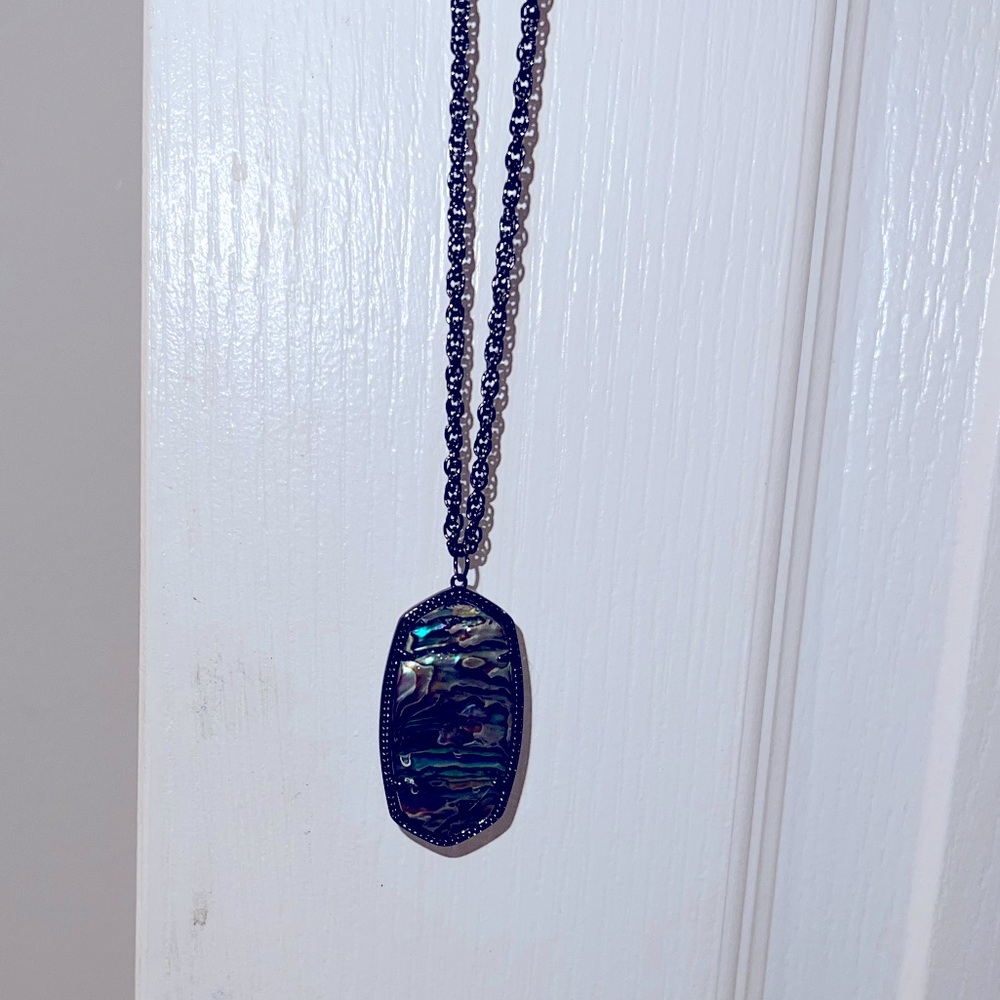 Long Kendra Scott necklace